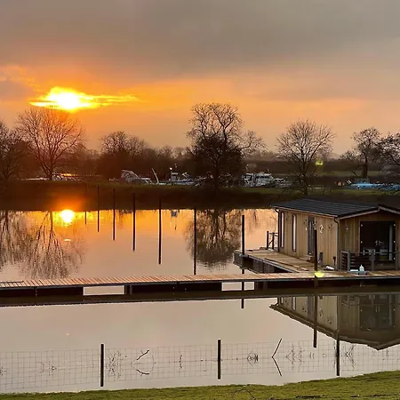 York Marina Üdülőpark Naburn